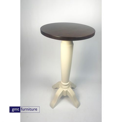 Pacifico Table Collection Poser